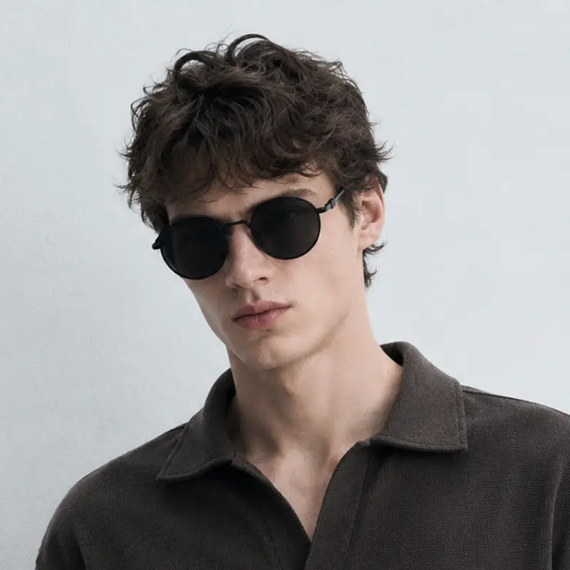 Scott - Image 2